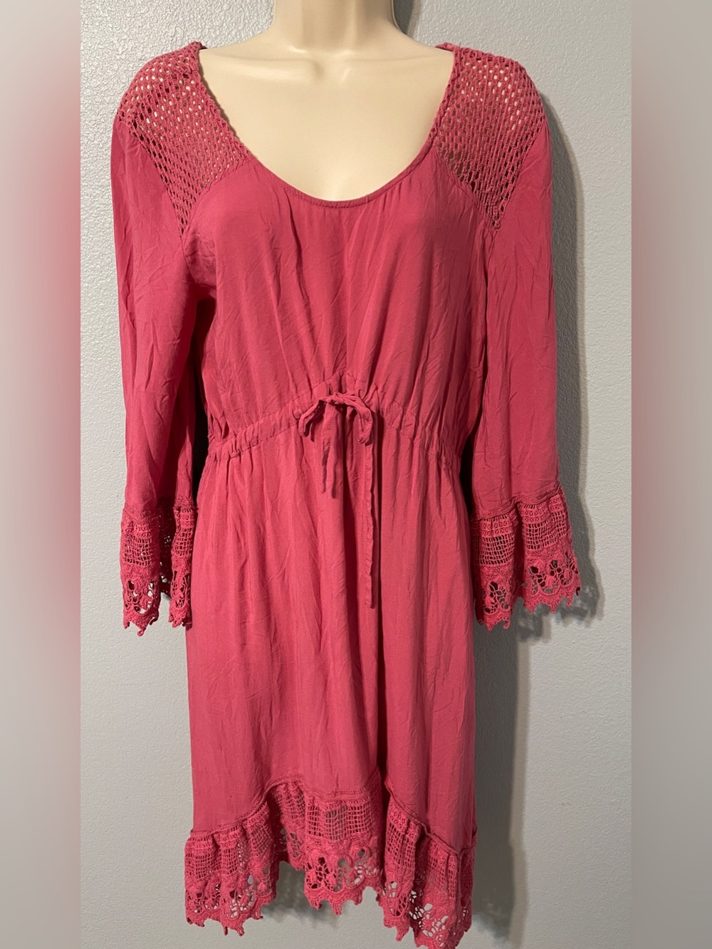 Monoreno Dress Coral Crochet Lace Boho Festival Cottagecore Fairycore Medium